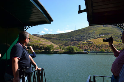 Douro Valley Wine Tour with Lunch Tastings & River Cruise